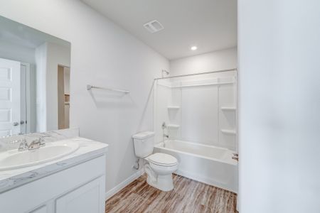 New construction Single-Family house 129 Cooper Dr, Cleburne, TX 76031 plan Jackson - image 10