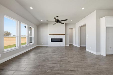 New construction Single-Family house 105 Cattleman Dr, Springtown, TX 76082 - image 15