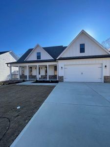 New construction Single-Family house 22 Lakewood Ct Se, Cartersville, GA 30120 - photo 0