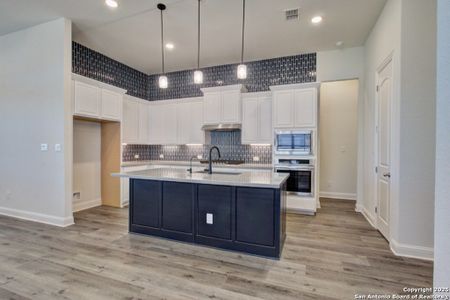 New construction Single-Family house 728 Navarro St, New Braunfels, TX 78132 Premier Series - Juniper- photo 3 3