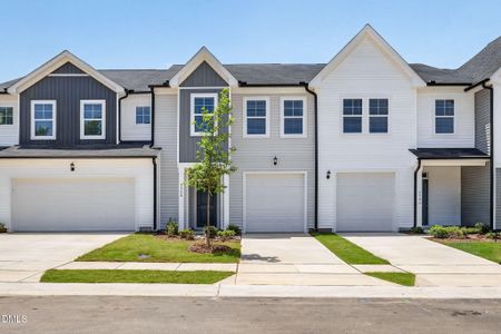 New construction Townhouse house 3308 Bailey Lake Dr, Unit 205, Fuquay Varina, NC 27526 - image