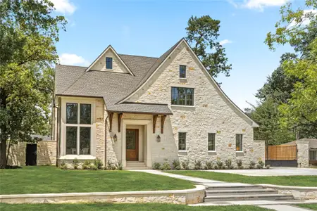New construction Single-Family house 521 Trails End St, Houston, TX 77024 - image