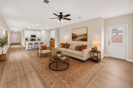 New construction Single-Family house 640 Levine Ct, Montgomery, TX 77316 plan RC Conway - image 14