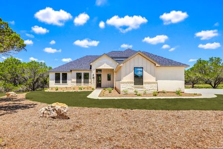New construction Single-Family house 742 Rayner Rnch, Spring Branch, TX 78070 - image