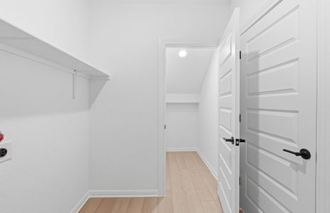 New construction Single-Family house 6917 Cliff Rose Dr, Spicewood, TX 78669 plan Caldwell - image 18