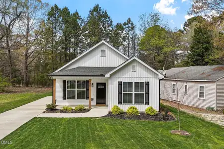 New construction Single-Family house 506 Dogwood Rd, Holly Springs, NC 27540 - image