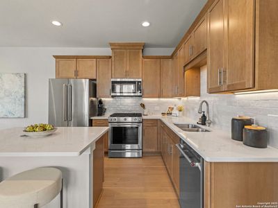 New construction Townhouse house 503 Burrus Pl, San Antonio, TX 78210 - image 17