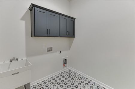 New construction Single-Family house 8135 Heardsville Ct, Cumming, GA 30028 - image 15
