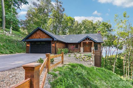 New construction Single-Family house 102 Iga Trl, Maggie Valley, NC 28751 - image