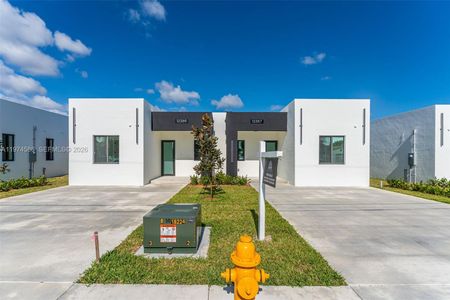 New construction Townhouse house 21955 Sw 124Ave, Miami, FL 33170 - image