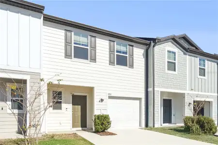 New construction Townhouse house 5931 Chestnut Grove Pl, St. Cloud, FL 34771 - image