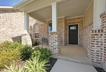 New construction Single-Family house 529 B Burlington Dr, Buda, TX 78610 - image 3