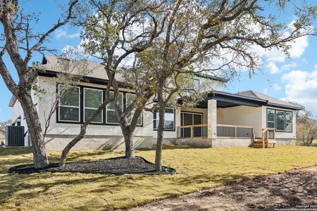 New construction Single-Family house 184 Gather St, Castroville, TX 78009 The Edwards- photo 20 20