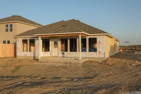 New construction Single-Family house 8419 Hamrick Cir, San Antonio, TX 78252 null- photo 10 10