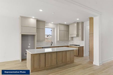 New construction Single-Family house 1310 Saint Peter Ln, Prosper, TX 75078 plan Crestwood 2FSW - image 6