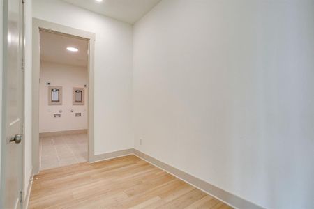 New construction Single-Family house 137 Aiden Dr, Waxahachie, TX 75165 plan The Avery - image 14