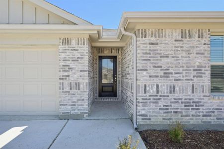 New construction Single-Family house 315 Sugarlands Dr, Greenville, TX 75402 The Greenville- photo 5 5