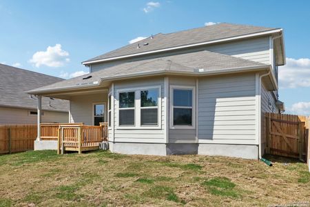 New construction Single-Family house 132 Shelton Pass, Cibolo, TX 78108 The Pearl (C452)- photo 45 45