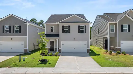 New construction Single-Family house 11809 Conrad Cir, Hampton, GA 30228 null- photo 0