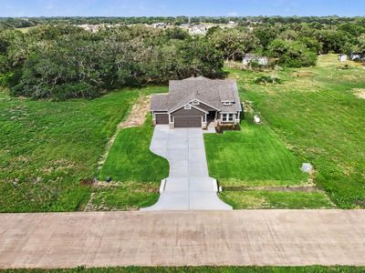 New construction Single-Family house 16 Cattle Dr, Bay City, TX 77414 - image