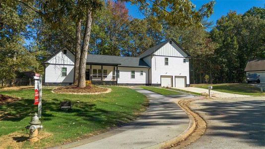 New construction Single-Family house 1063 Chapman Ln, Stone Mountain, GA 30088 - image