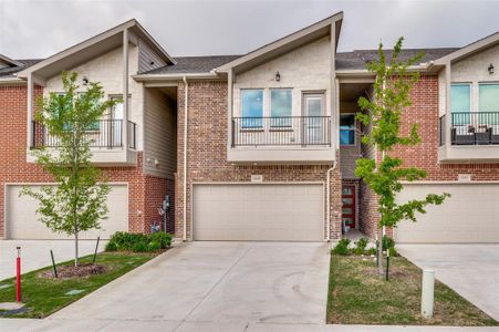 New construction Townhouse house 5609 Woodlands Dr, The Colony, TX 75056 - image