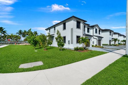 New construction Townhouse house 34520 Sw 191St Ct, Homestead, FL 33034 - image