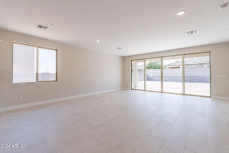 New construction Single-Family house 12896 N Founders Park Boulevard, Surprise, AZ 85379 - photo 6 6