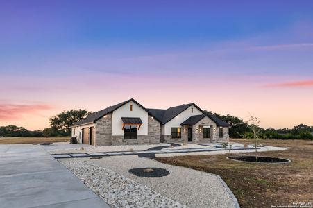 New construction Single-Family house 344 Buckskin Trl, Bandera, TX 78003 - image