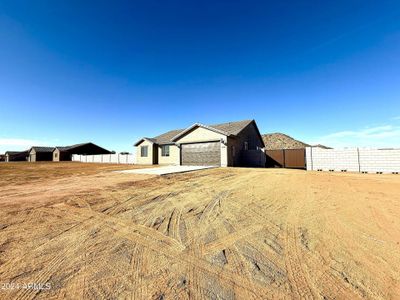 New construction Single-Family house 8486 W Ginger Trl, Casa Grande, AZ 85194 null- photo 13 13