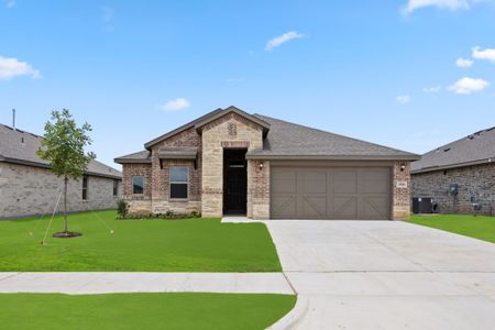 New construction Single-Family house 1806 Apache Cir, Cleburne, TX 76033 plan Lincoln - image 2