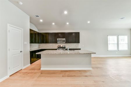 New construction Single-Family house 3915 Sugardale St, Baytown, TX 77521 - image 6