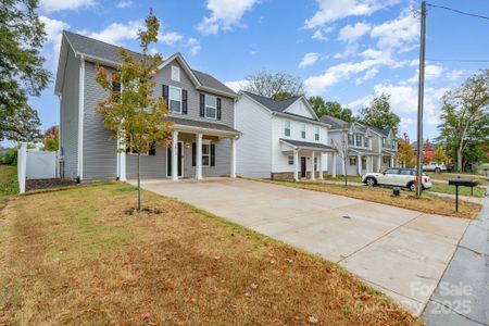 New construction Single-Family house 2513 Pruitt St, Charlotte, NC 28208 - image 2