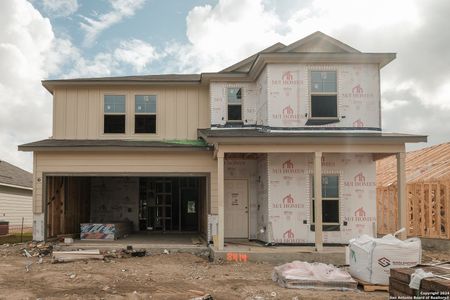 New construction Single-Family house 8414 Smithers Avenue, San Antonio, TX 78252 Harrison - 35' Smart Series- photo 0