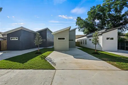 New construction Single-Family house 2221 Hooper St, Dallas, TX 75215 - image