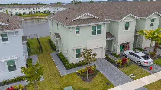 New construction Townhouse house 663 Se Lake Falls St, Port St. Lucie, FL 34984 - image