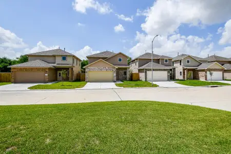 New construction Single-Family house 2811 Topiary Ln, Houston, TX 77014 - image
