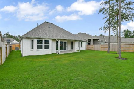 New construction Single-Family house 16119 Rustling Woods Ct, Conroe, TX 77302 - image