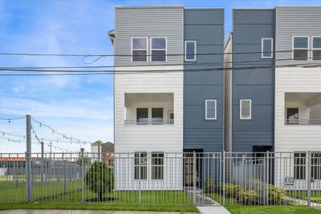 New construction Single-Family house 1808 Elysian St, Houston, TX 77026 - image