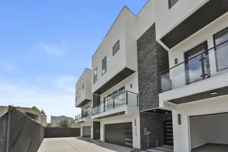 New construction Townhouse house 3116 Clay St, Houston, TX 77003 - image