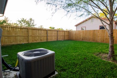 New construction Single-Family house 2830 Mansfield St, Houston, TX 77091 - image