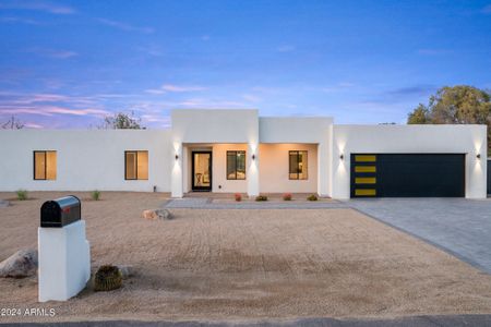 New construction Single-Family house 7212 W John Cabot Road, Glendale, AZ 85308 - photo 0