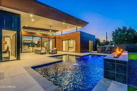 Pool & Covered Patio