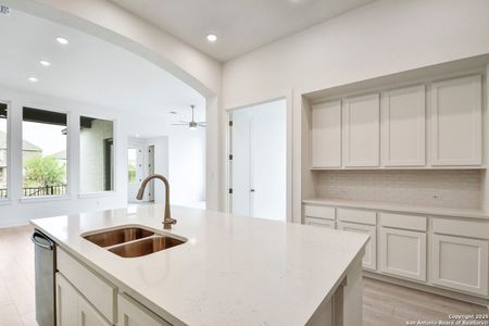 New construction Single-Family house 340 Fountain Grass Dr, San Marcos, TX 78666 plan Newport Plan - image 7