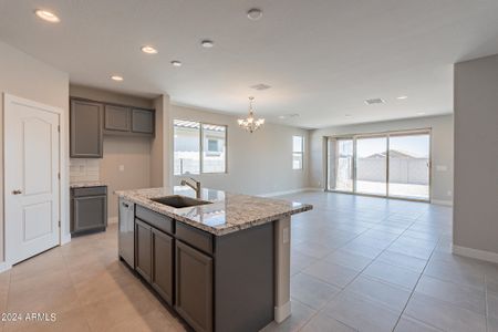 New construction Single-Family house 21565 W Papago St, Buckeye, AZ 85326 Castillo Series - Clover- photo 7 7