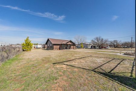 New construction Single-Family house 1015 Forest Oaks, Reno, TX 76020 null- photo 31 31