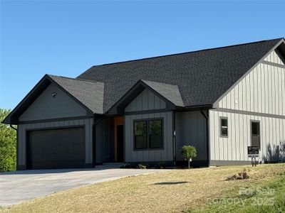 New construction Single-Family house 15 Woodchuck Cv, Alexander, NC 28701 - image
