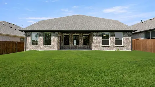 New construction Single-Family house 1527 Bridlepath Trl, Forney, TX 75126 plan Cypress II - image