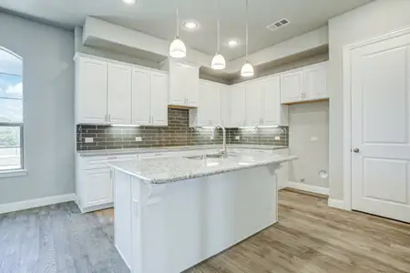 New construction Single-Family house 3015 Zenia Dr, Dallas, TX 75204 plan Chapman - END - image