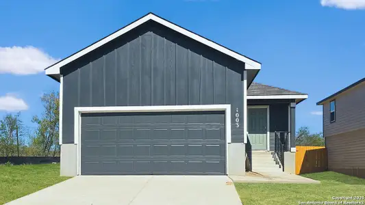 New construction Single-Family house 1003 Asturias Pass, San Antonio, TX 78221 plan The Barton - image